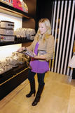 th_27695_KristenBell_shops_at_Henri_Bendel_19_122_543lo.jpg