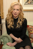 http://img179.imagevenue.com/loc336/th_52198_Celebutopia-Nicole_Kidman-Photoshoot_at_The_Waldorf_Astoria_in_New_York-14_122_336lo.jpg