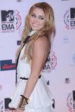 http://img179.imagevenue.com/loc594/th_31324_1108_miley_cyrus_mtv_ema_21_123_594lo.jpg
