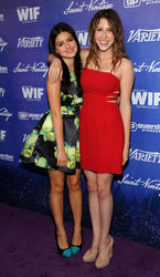 http://img179.imagevenue.com/loc9/th_330695879_ArielWinterVarietyWomenFilmPreEmmyEventqNGMfdyckwDx_122_9lo.jpg